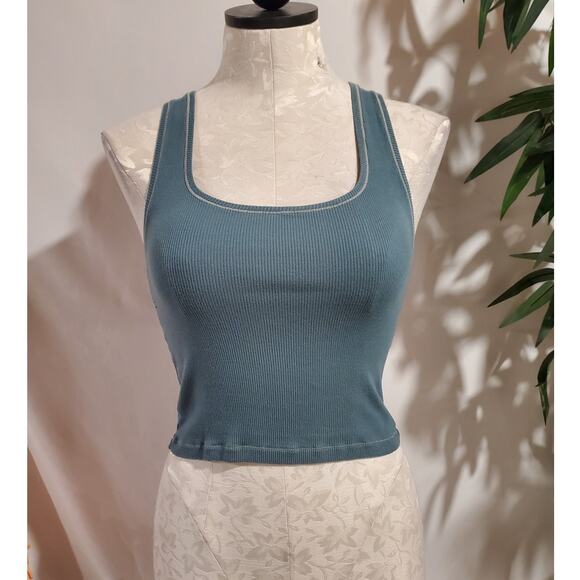 SKIMS Tops - Skims Crop Micro Ribbed Scoop Neck Fitted Tank Top Womens Size L Stretch Lounge